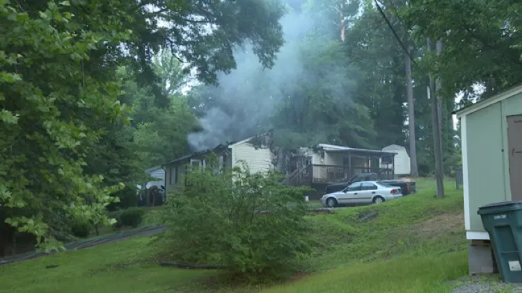 Henrico Fire crews battle heavy house fire on Upham Drive