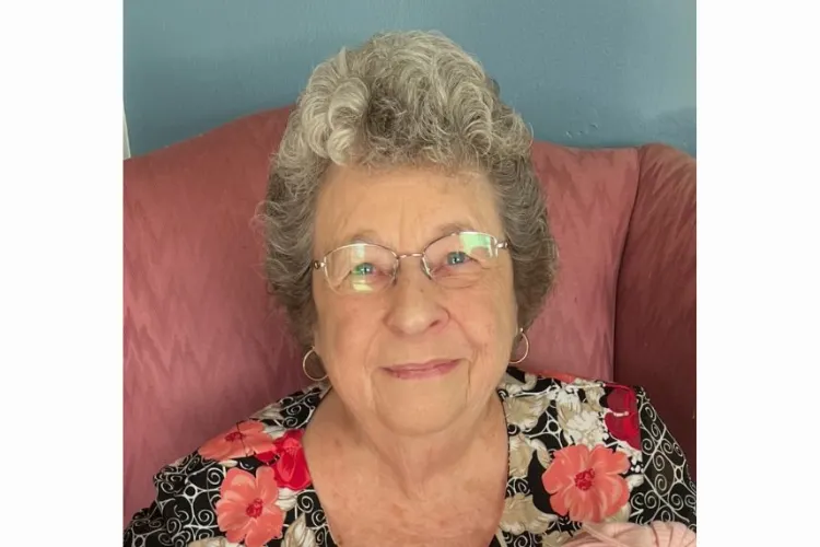 Obituary - Gloria Schneider Tiller