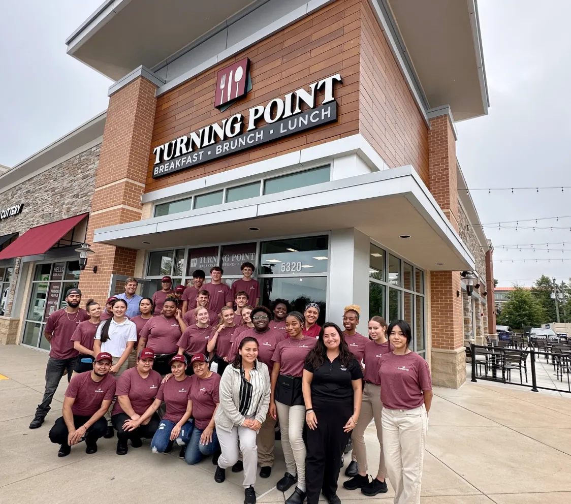 Turning Point restaurant opens in Glen Allen