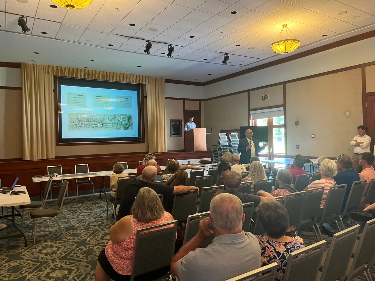 Proposed redesign for Lakeside would trade car traffic for bike lanes in attempt to attract more business