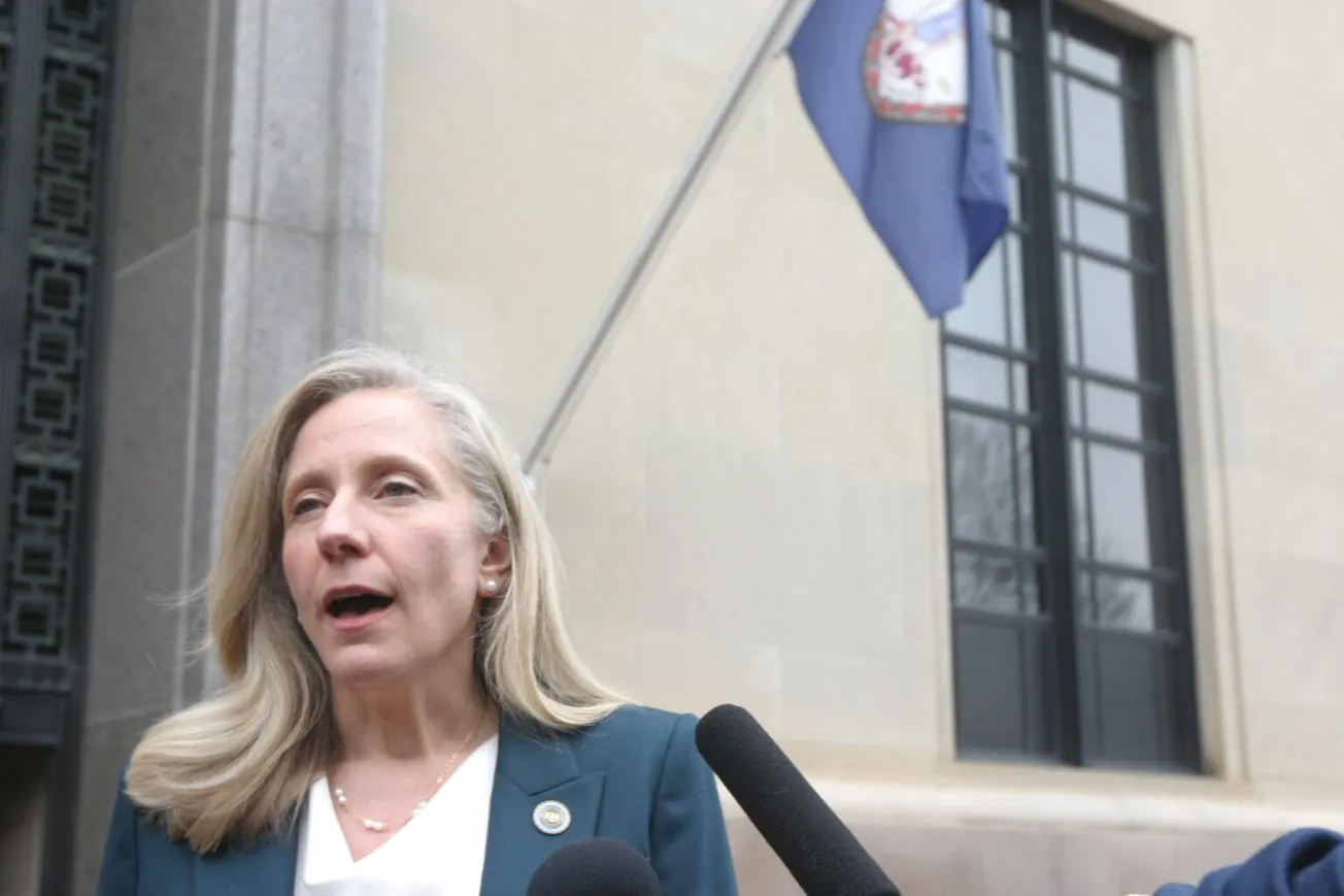Virginia Democrats sharpen focus on ICE limits after Spanberger’s State of the Union rebuttal