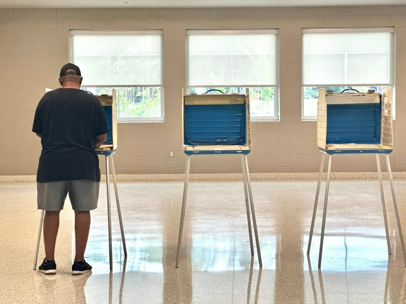 Federal judge upholds ruling that certain ex-felons should not automatically lose voting rights