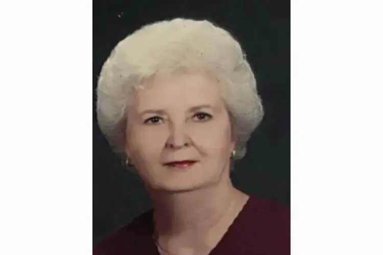 Obituary - Barbara Dobbins Elliott
