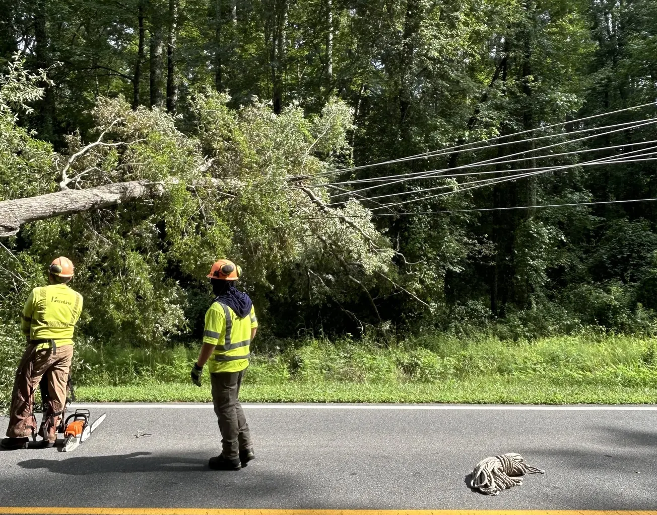 Crash closes both directions of Creighton Road near I-295