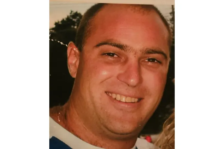 Obituary - Matthew Lee Hogston