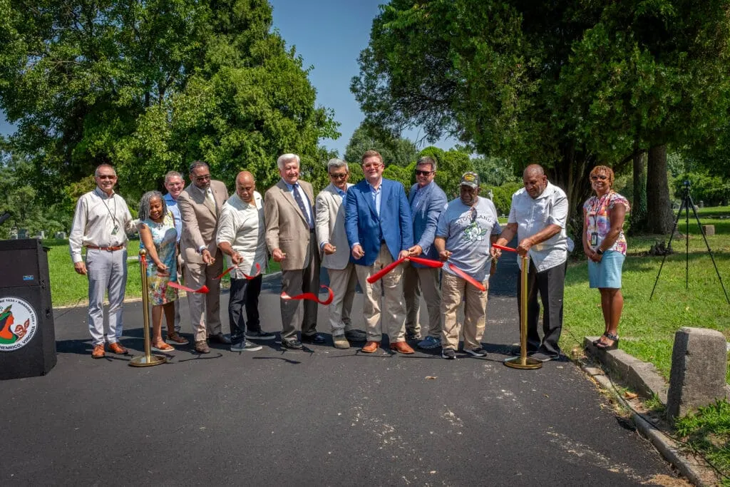 Officials unveil new interior roads at Henrico's Woodland Cemetery
