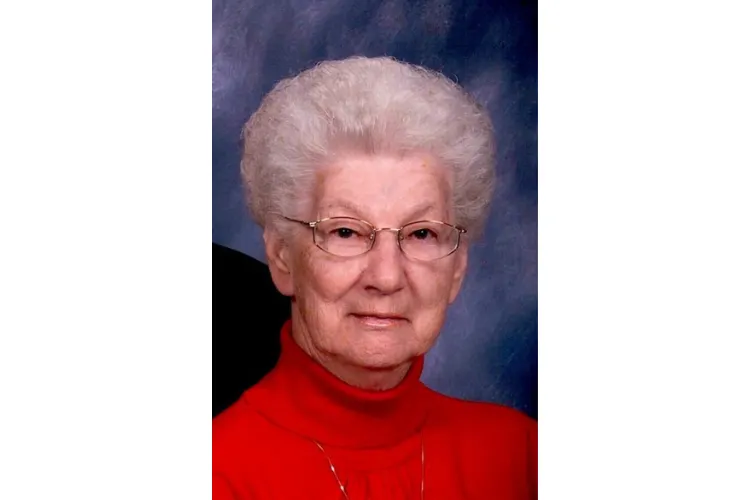 Obituary - Marian Agnes Yeatts Compton