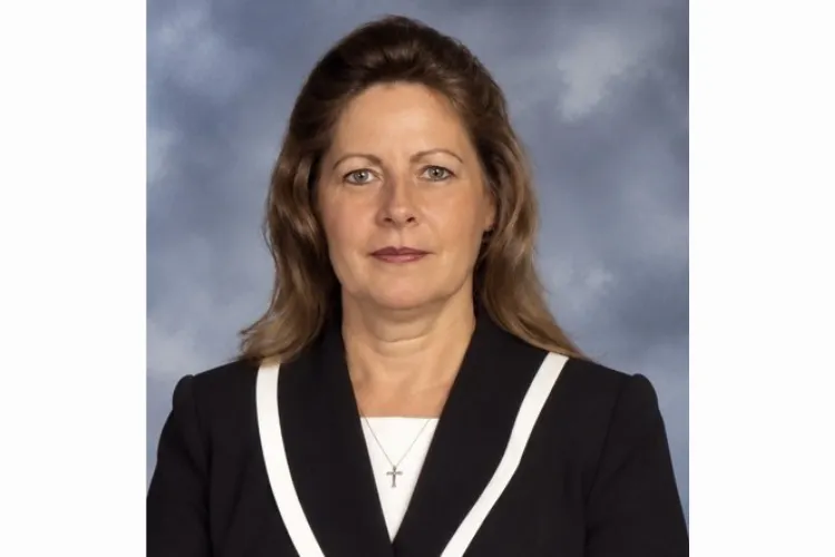 Obituary - Marilyn French Hill