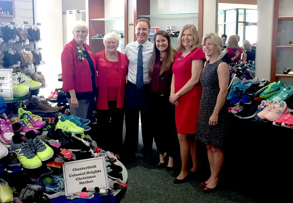 Saxon Shoes donates to Henrico Christmas Mother program