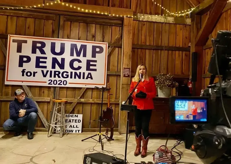 Senate committee advances censure resolution against Chase