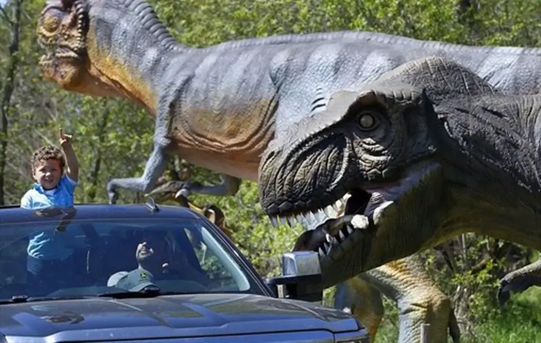 Life-sized dinosaurs arrive in Henrico Sept. 24 for drive-through exhibit