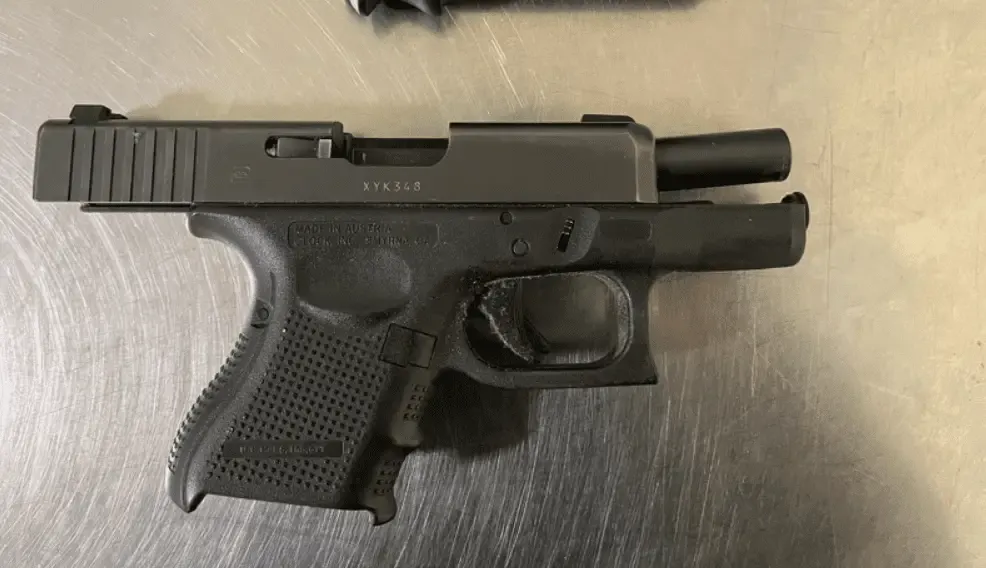 TSA officials stop loaded gun at RIC