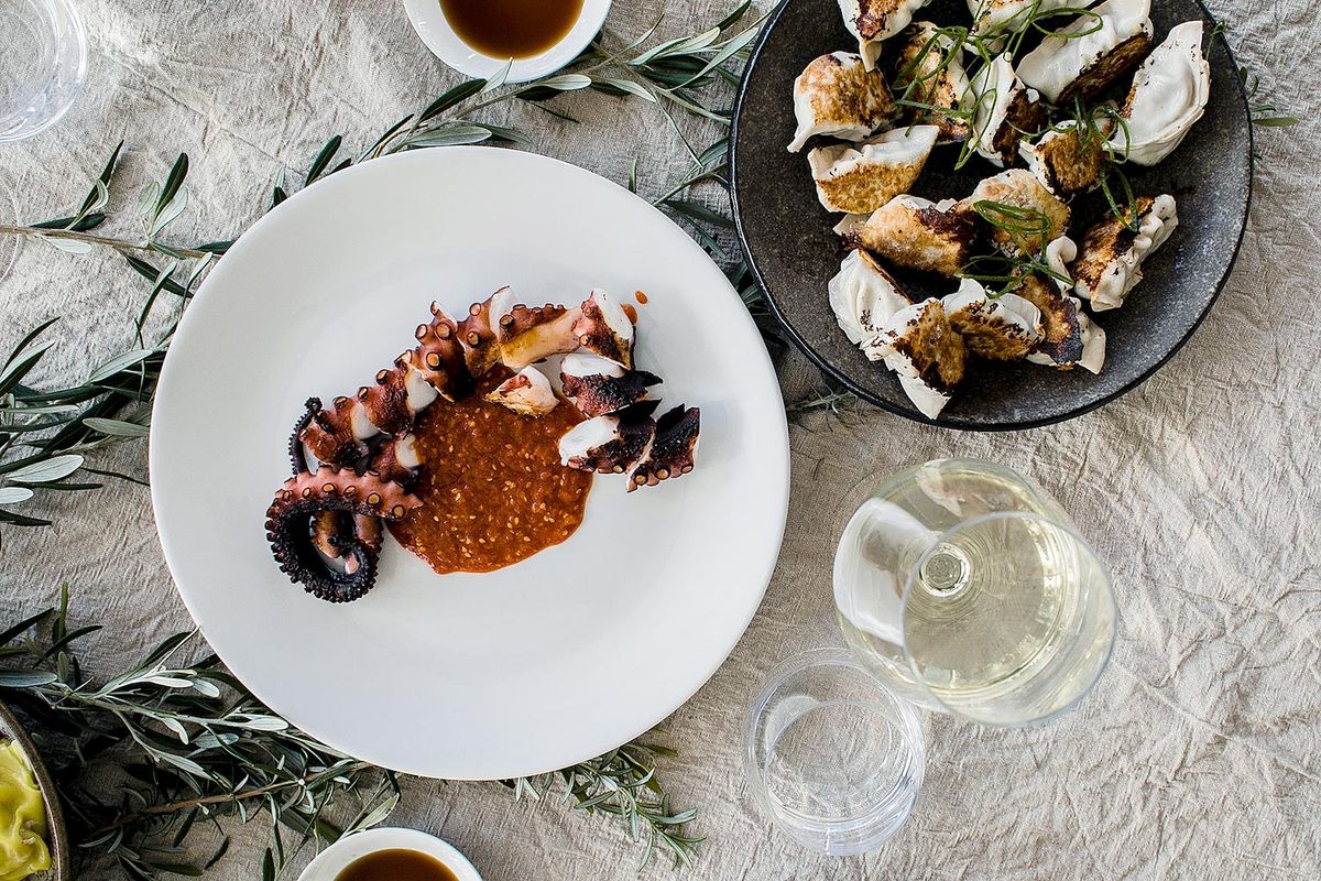 Le guide ultime des accords mets vins : Des alliances inattendues qui éveilleront vos papilles