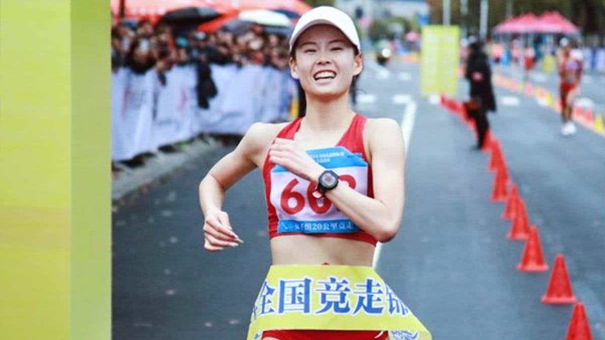 Yang Jiayu training at Beijing Xiannongtan smiling at national race walk