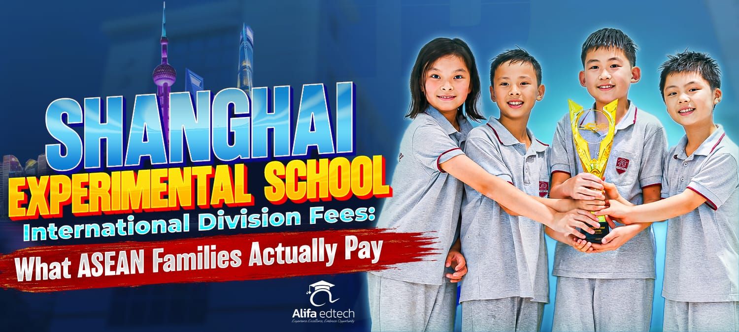 Shanghai Experimental School International Division students holding trophy together