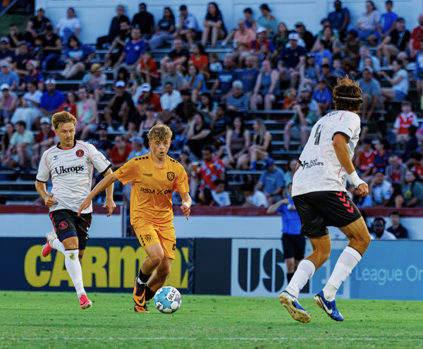 The Back Four: Passing patterns, plus the Knoxville-Fort Wayne ascendancy