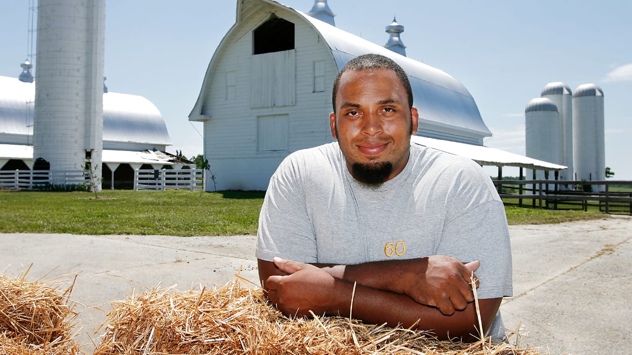 Former NFL Player Jason Brown Donates 1.5 Million Pounds of Food to Families in Need
