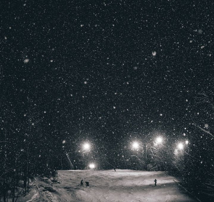 [Winter 2020] Flurries Amongst Moonlight