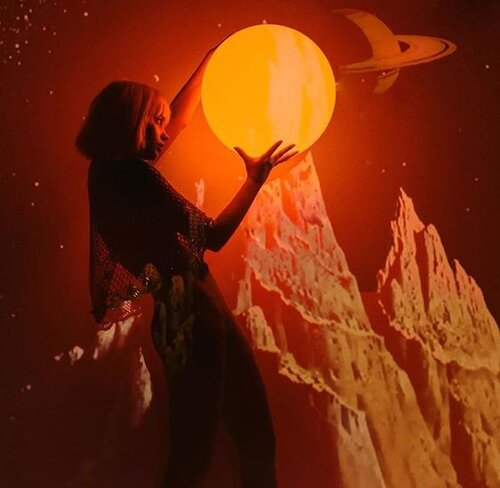 [Summer 2023] Dissolving Into the Grooves of Magic