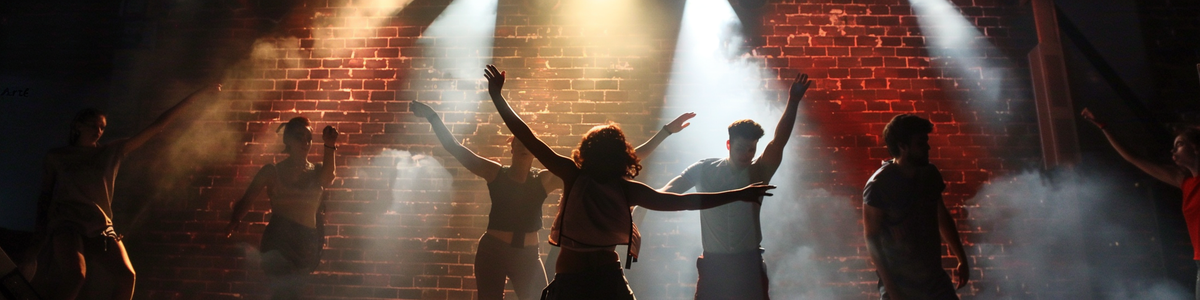 Des modèles de spectacles d'improvisation