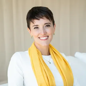 Amanda Holmes