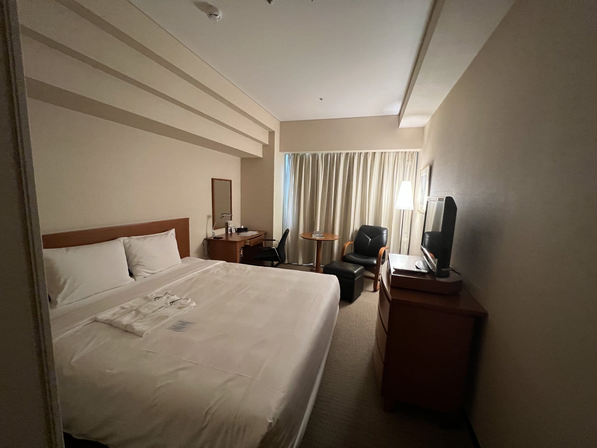 Twin guest room at ANA Holiday Inn Sendai