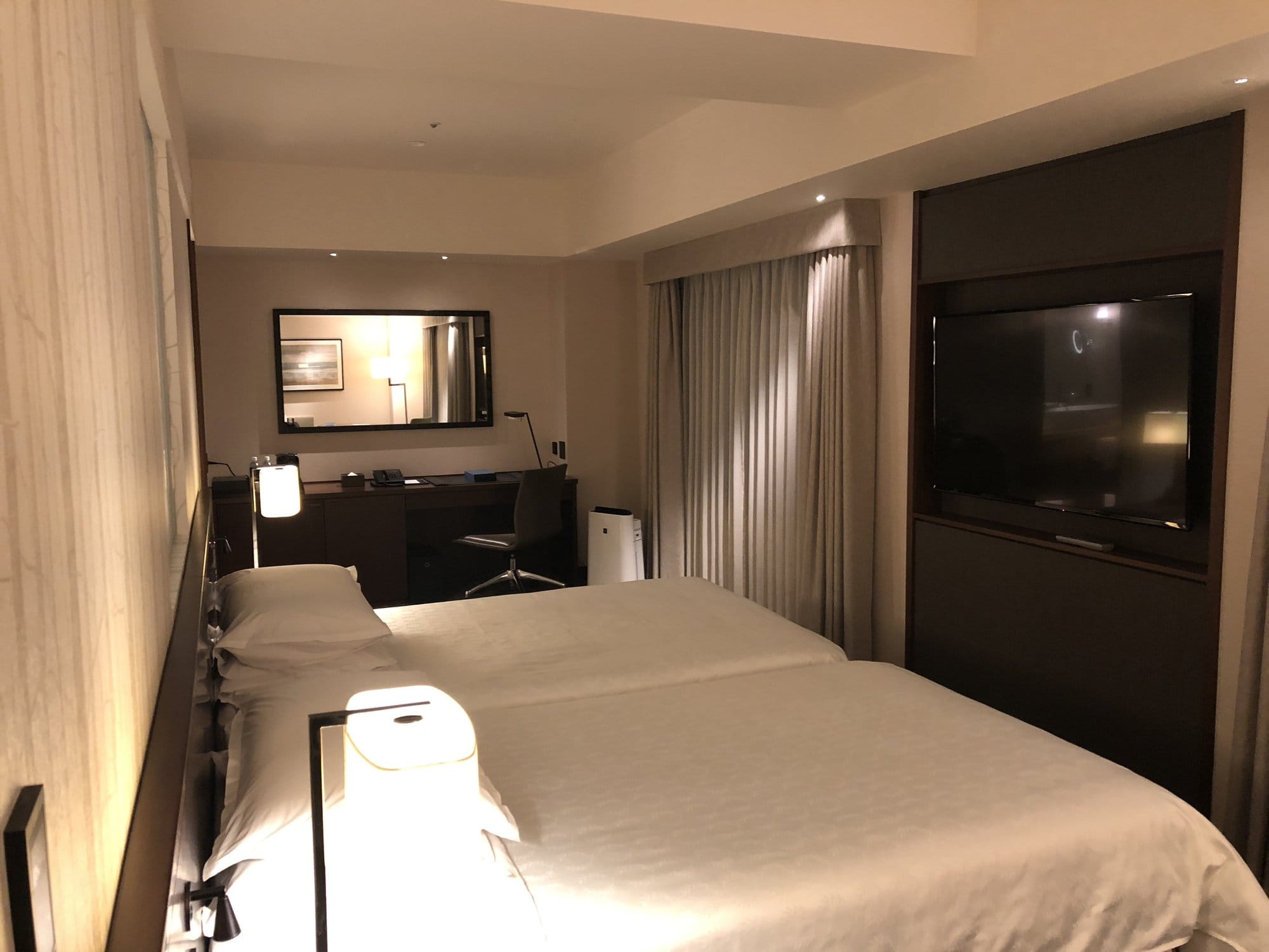Twin room at the Yokohama Bay Sheraton with updated interiors