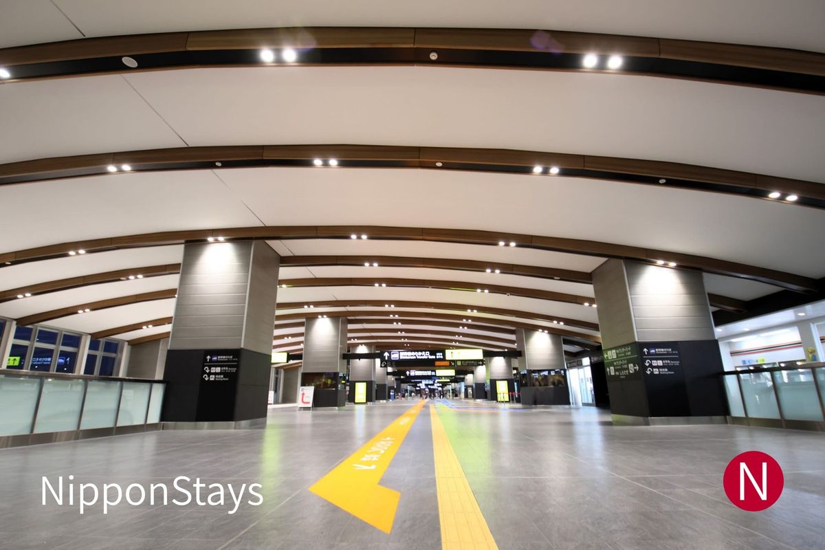 The concourse at Tsuruga Station, the southern end of the Hokuriku Shinkansen