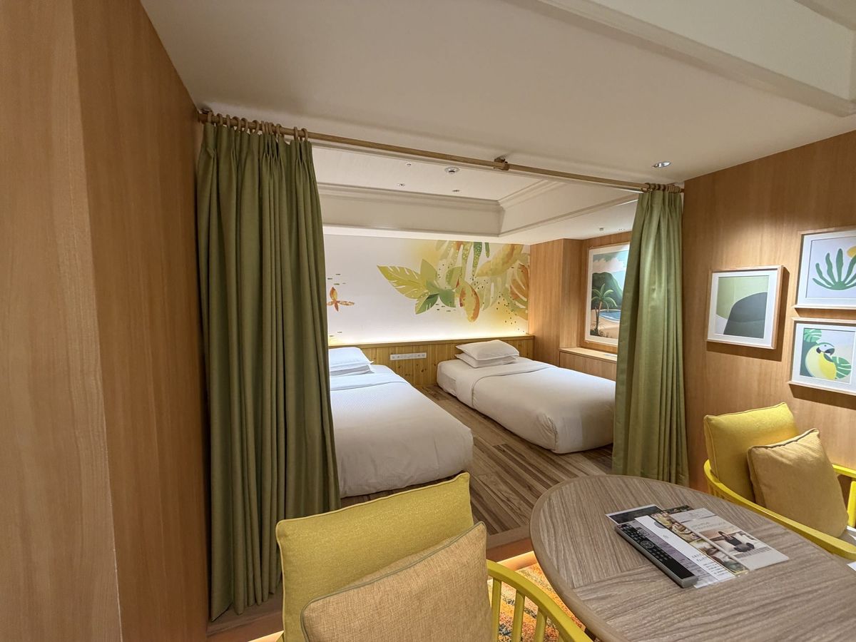Curtained twin-bed alcove for children in a Sheraton Grande Tokyo Bay family room
