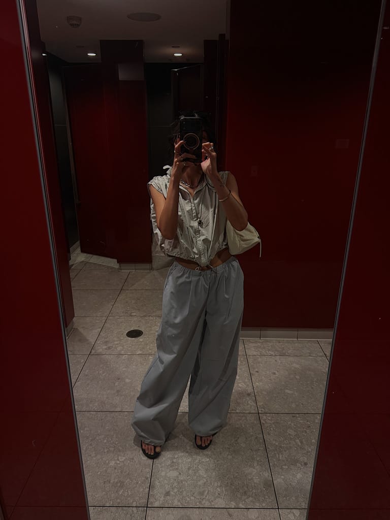 outfit photo placeholder