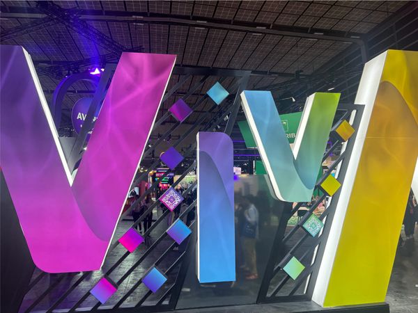 FindR at VivaTech 2024: low tech at its best between AI giants