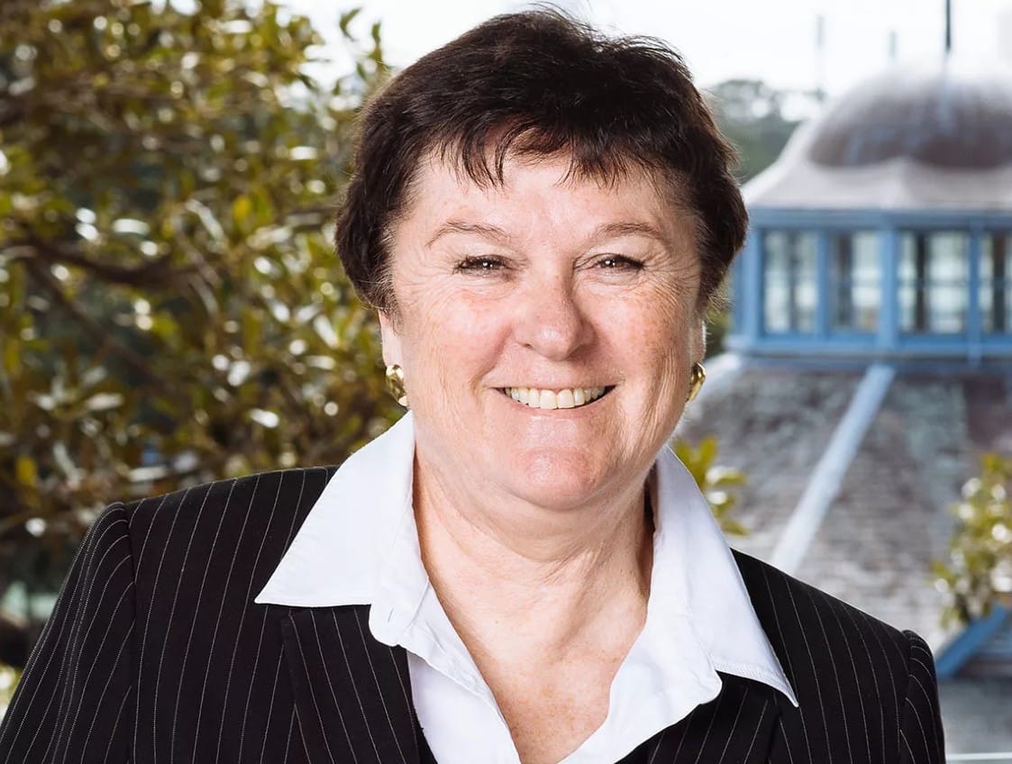 Julia Ritchie