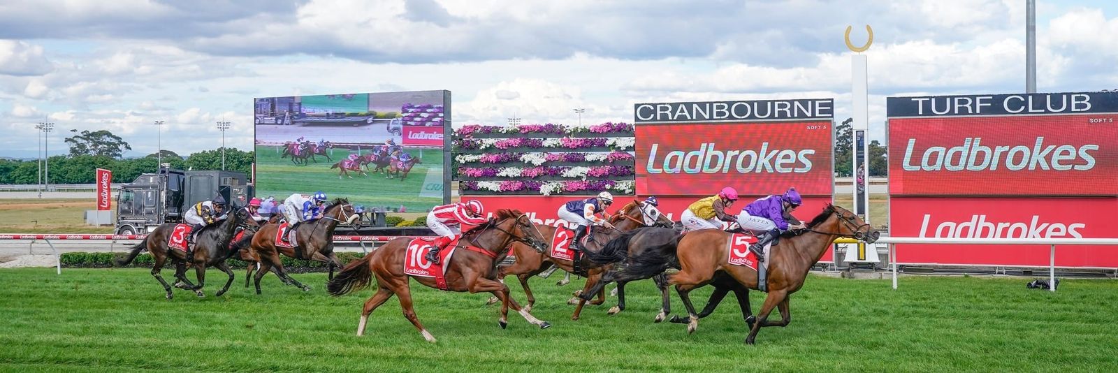 Cranbourne-Pakenham set for 'super club' status following historic vote