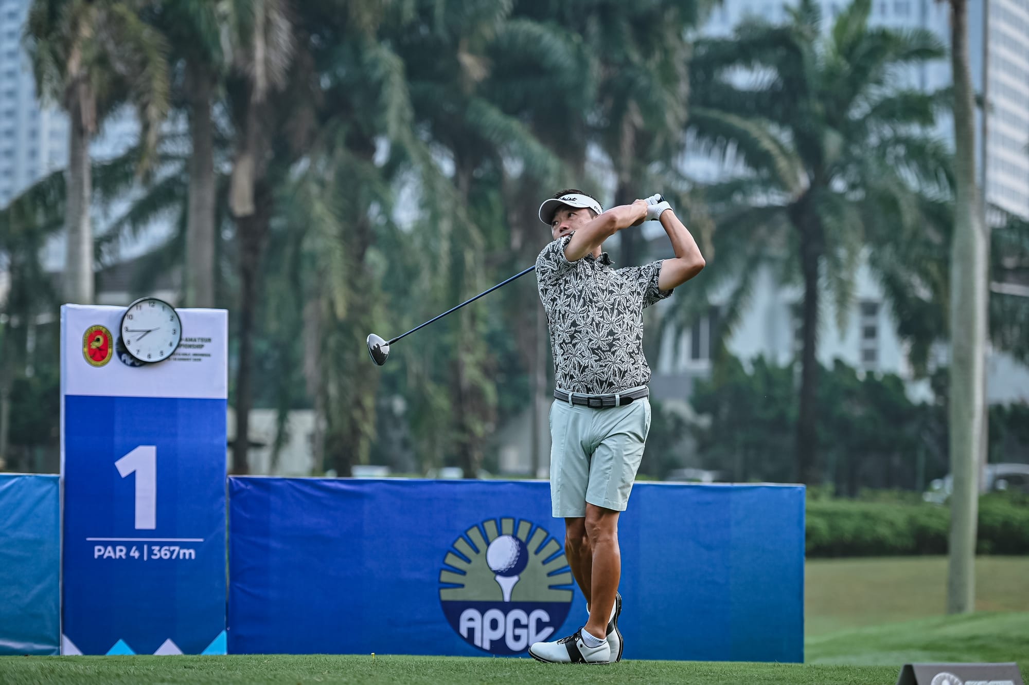Imperious Toyoshima Sets Sizzling Pace at Gading Raya