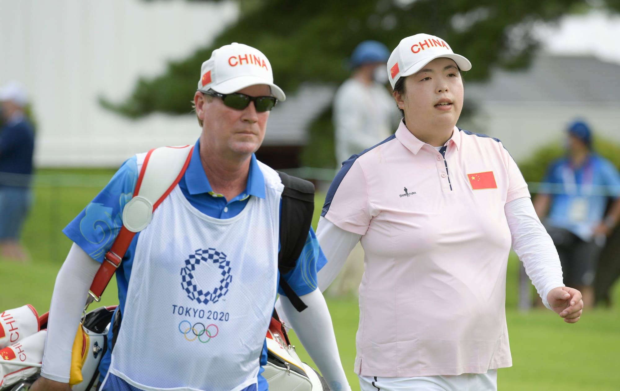 China’s Feng Shrugs off Talk of Retirement