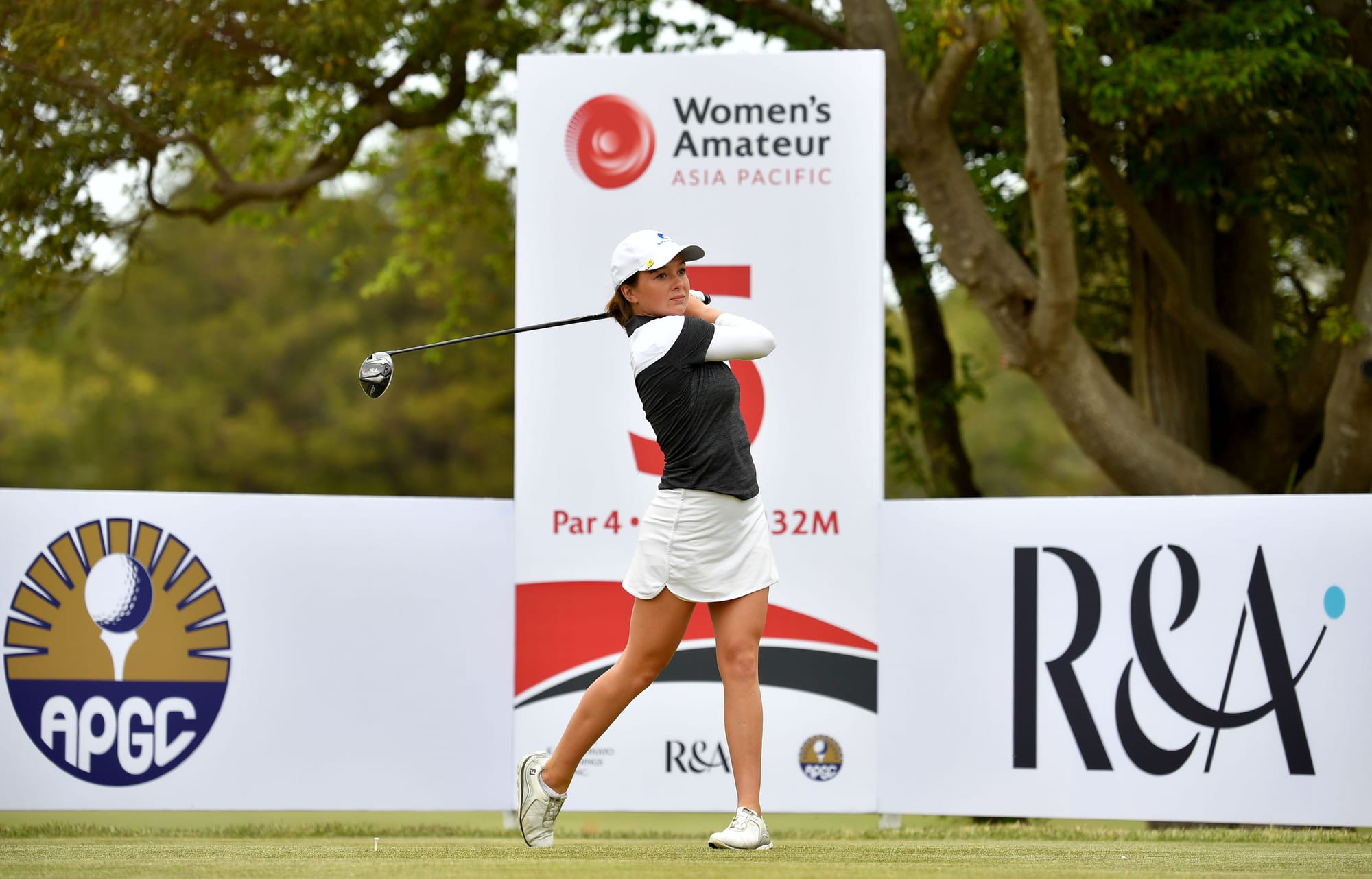 Australian Becky Kay fired a brilliant 64 to set the pace on day one.