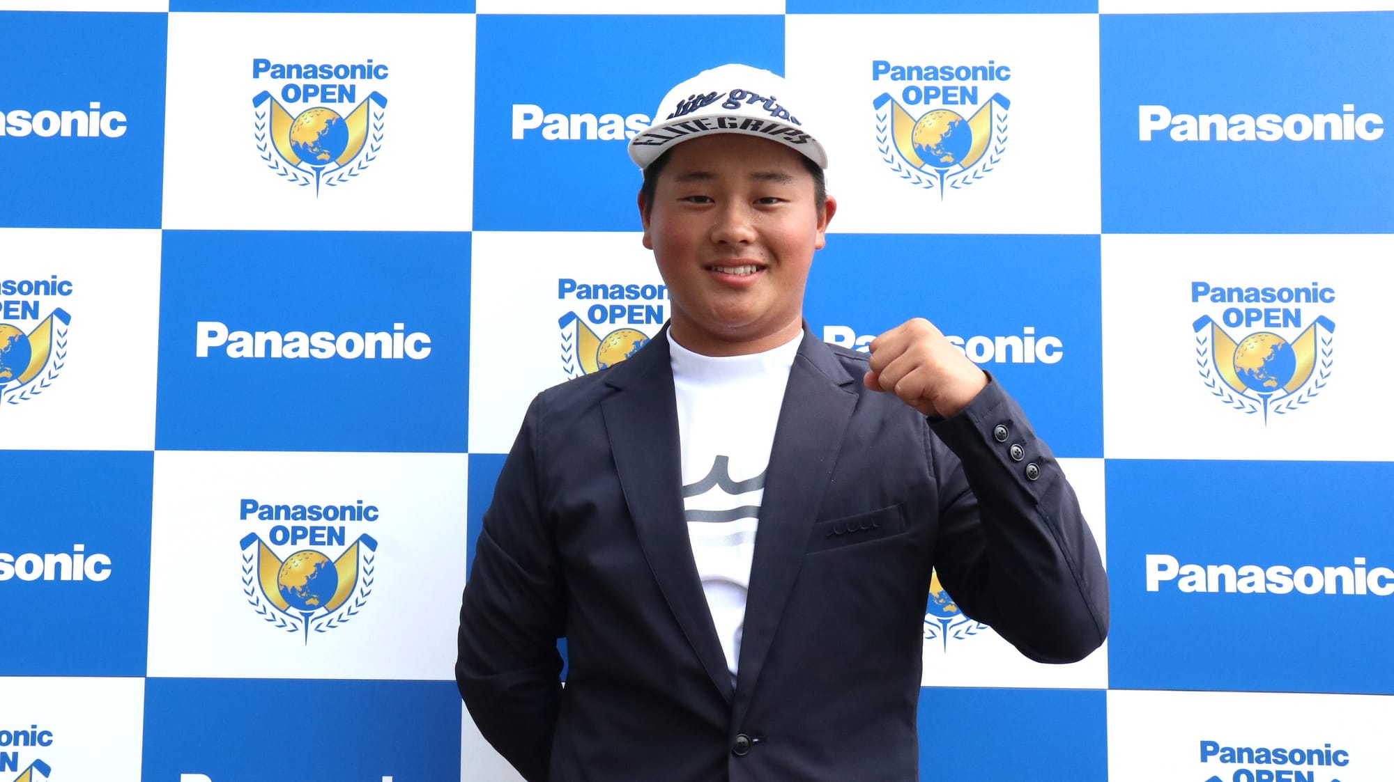 15-Year-Old Kato Takes Leap of Faith to Join Pro Ranks
