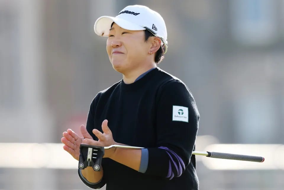 Shin Ji-yai Surges Ahead at St Andrews