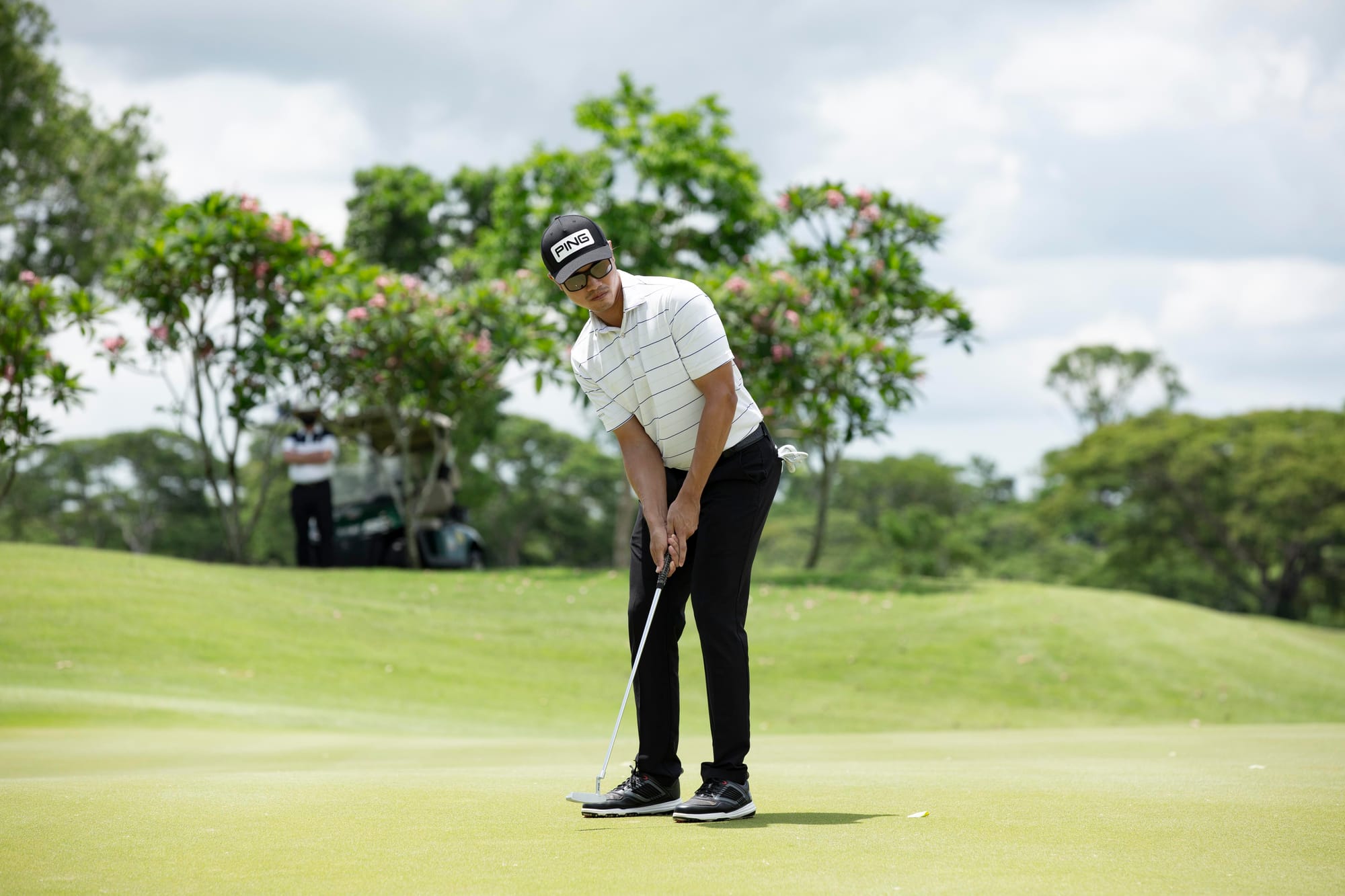 Ex-Amateur Stalwart Foo Fires on all Cylinders