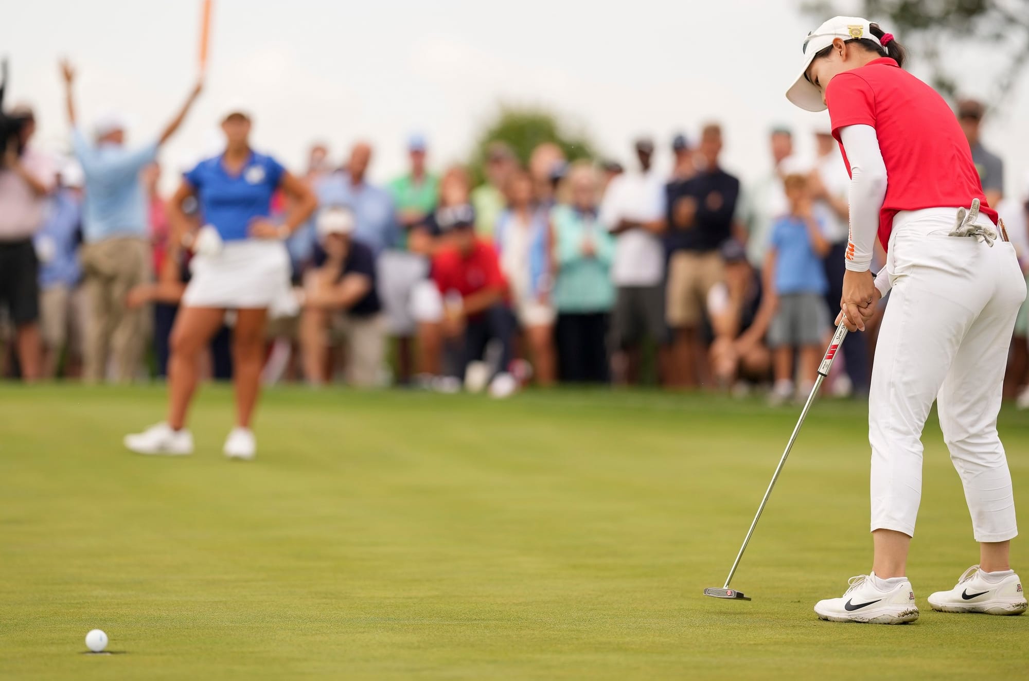 Tearful Hou Edged Out in Thrilling Westchester Finale