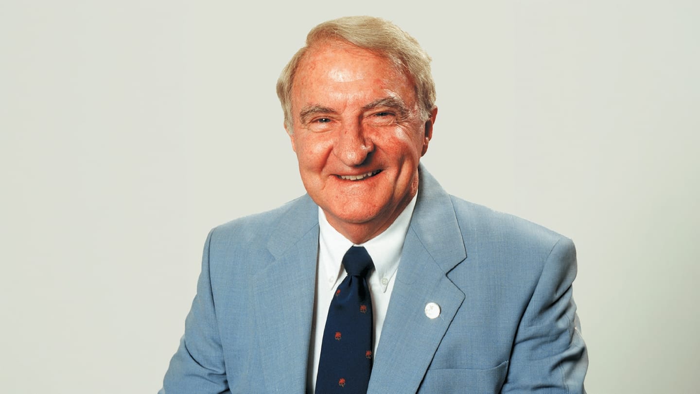 Passing of Former Australian Golf Union President