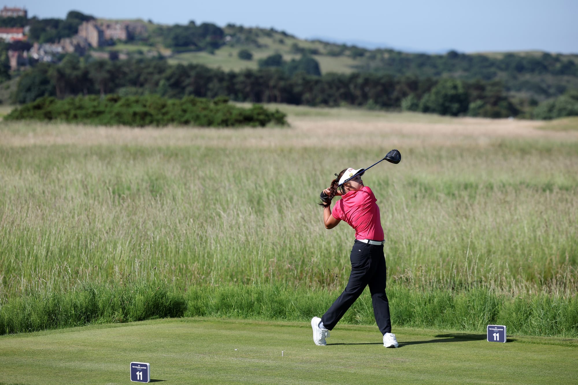 Lau's Hopes Blown Away in Stiff Scottish Breezes