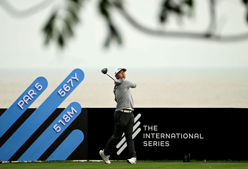 Macau’s Si Keen to Stamp His Professional Mark post image