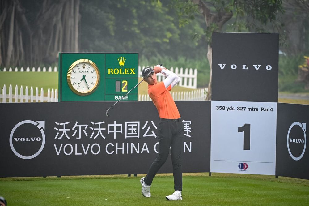 Opening-Day Honours for Amateur Ding post image