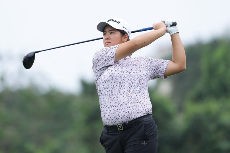 Amateur Zhou Bidding for China LPGA Tour Hat-Trick post image
