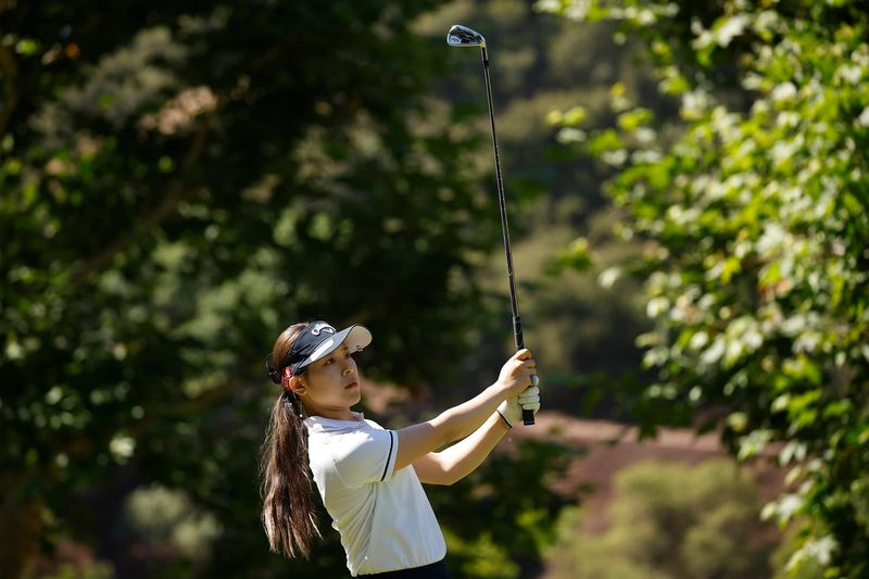 Yoshida and Malixi Progress with Par Performances post image