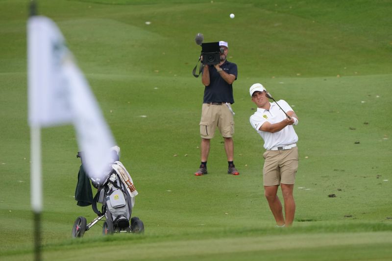 Relentless Maas Makes Hay in the Singapore Sun post image