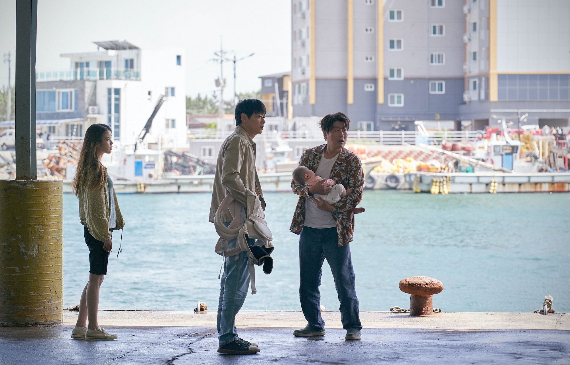 Cannes 75 | Broker, Kore’eda alza l’asticella di ciò che il suo cinema chiede allo spettatore