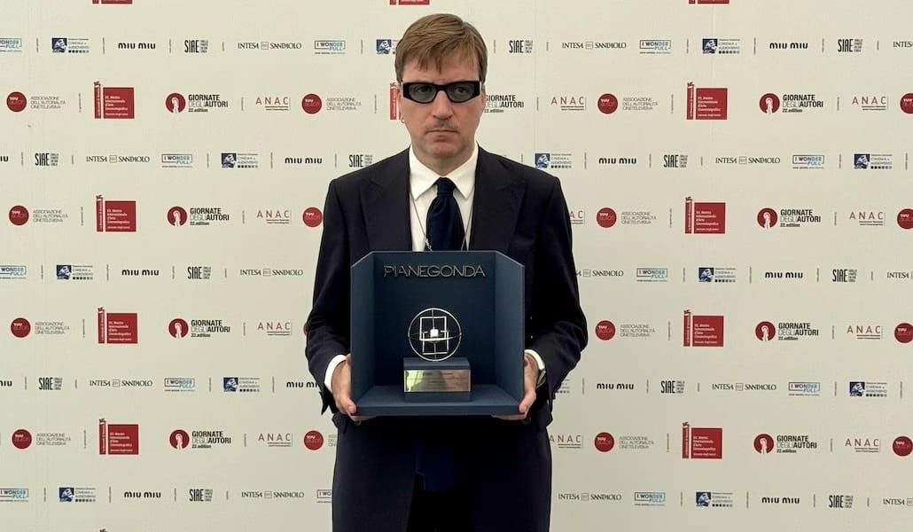 Albert Serra premiato al festival di Venezia: «Faccio cinema per prendere in giro il mondo»