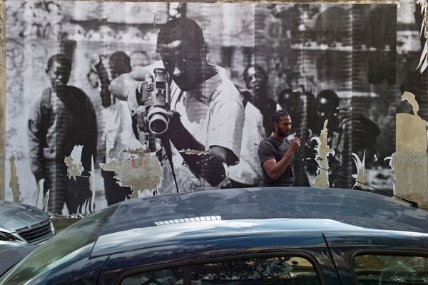 I Miserabili di Ladj Ly non lancia la molotov e nega il “gesto brechtiano”